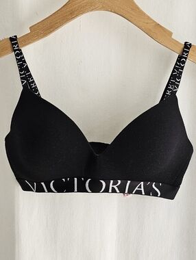 Victoria's Secret Black Logo T-Shirt Lightly Lined Wireless Bra